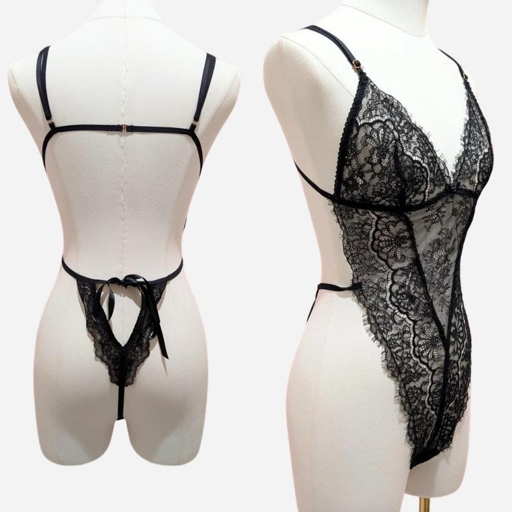 2022 Victoria's Secret Sexy Black Lace Thong Teddy (fits XS-M)‼️Open to Offers